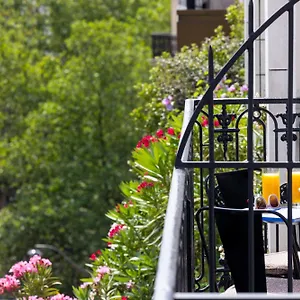 Hotel Padam, Paris